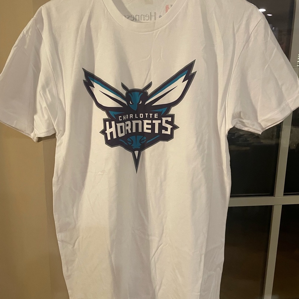 Hornets tshirt new without tags